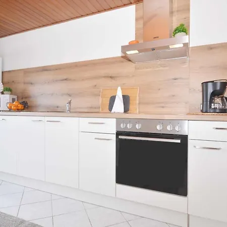 Διαμέρισμα Lovely Furnished
